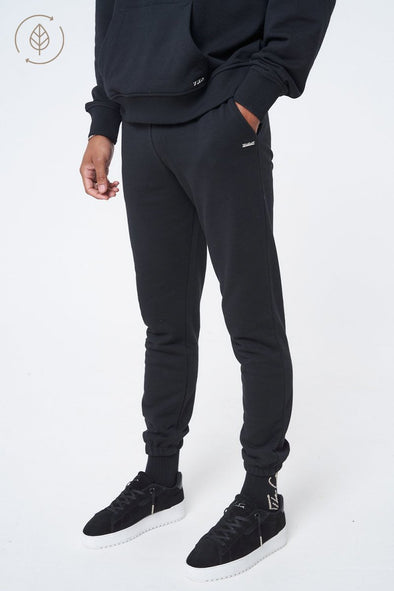 SUSTAINABLE LOUNGEWEAR JOGGER IN BLACK